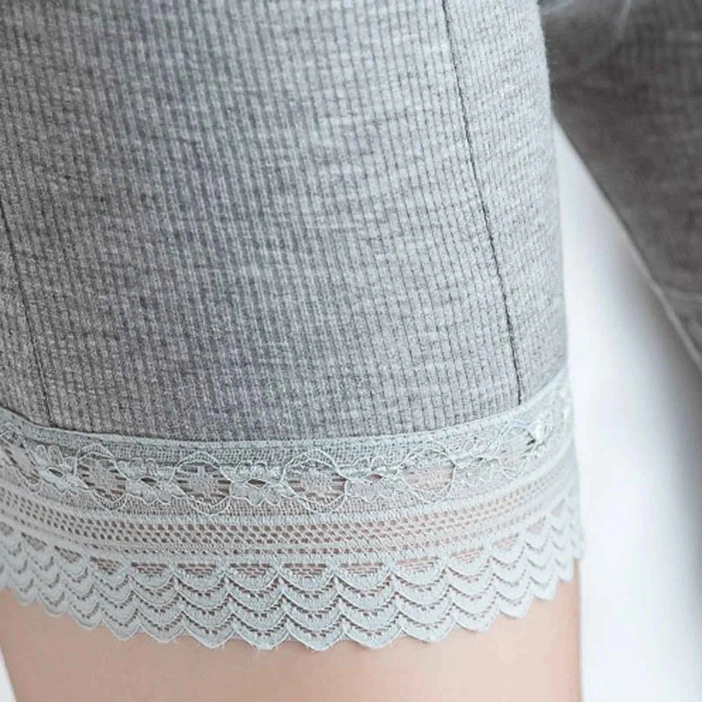 Women's Lace Trim Pocket Safety Shorts