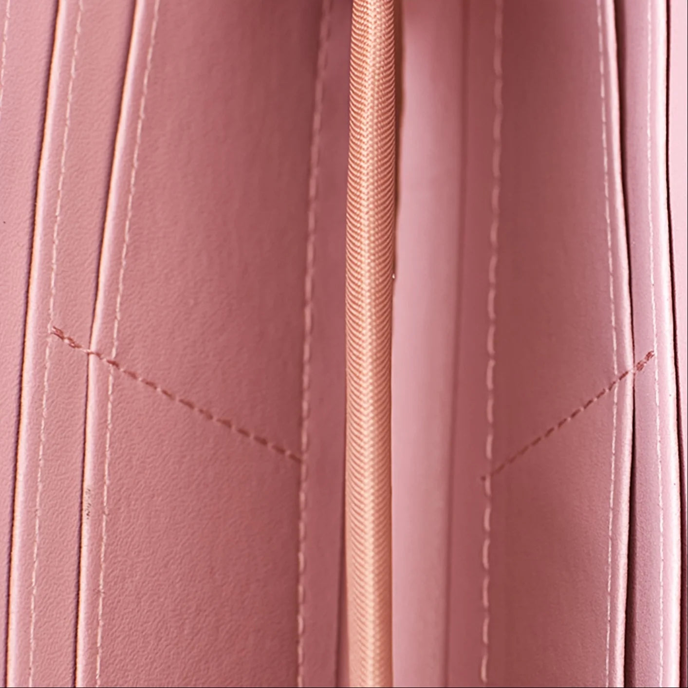 Elegant Ladies Storage Wallet