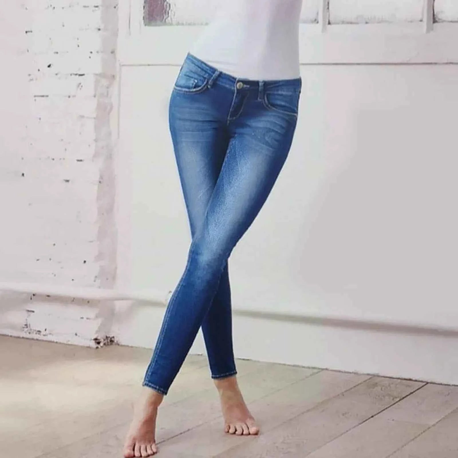 Women’s Low-Waist Skinny Denim Jeans